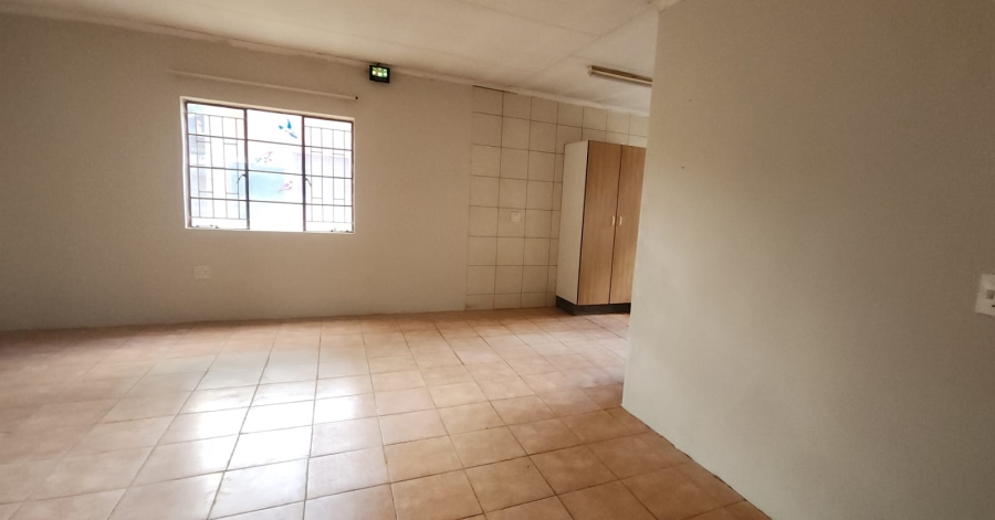 7 Bedroom Property for Sale in Mamogaleskraal AH North West